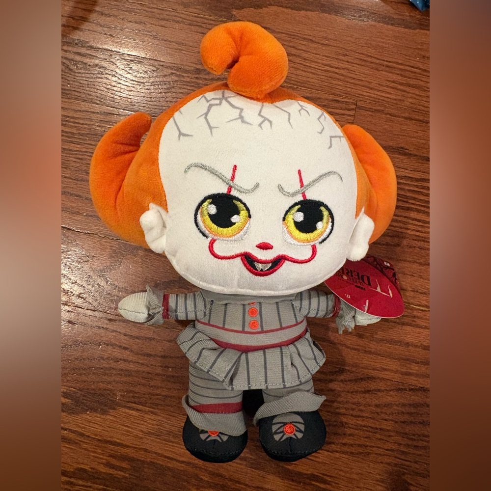 Warner Bros. IT 8 inch Pennywise Plush Official Licensed Jazwares Plush Nwt